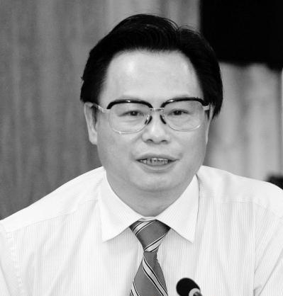 周镇宏